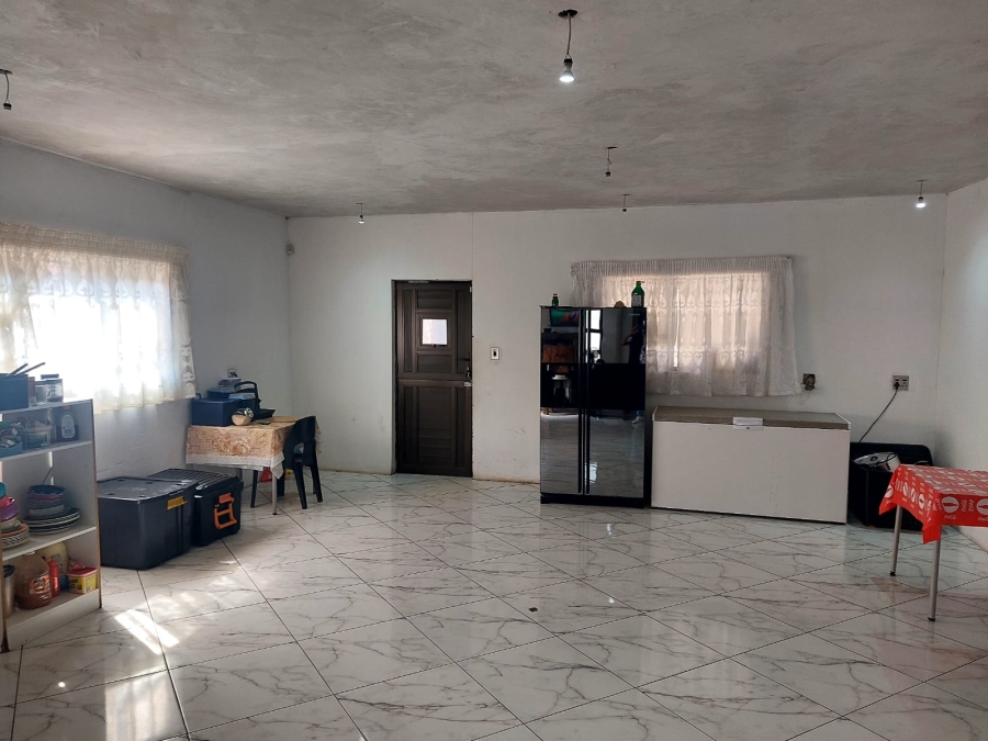 5 Bedroom Property for Sale in Oos Einde North West